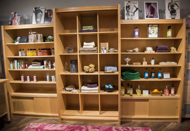 Newood Shelving Unit